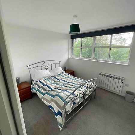 2 Bed City Centre Flat Bath Bagian luar foto