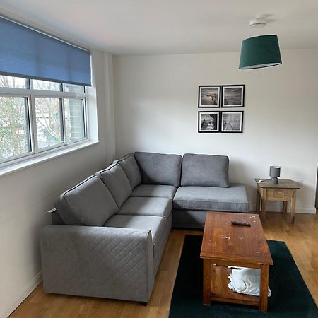 2 Bed City Centre Flat Bath Bagian luar foto