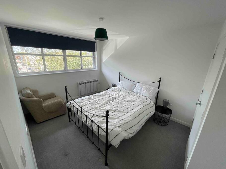 2 Bed City Centre Flat Bath Bagian luar foto